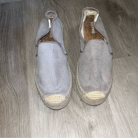 Women's Solids Grey Platform Espadrilles - Picture 3 of 11